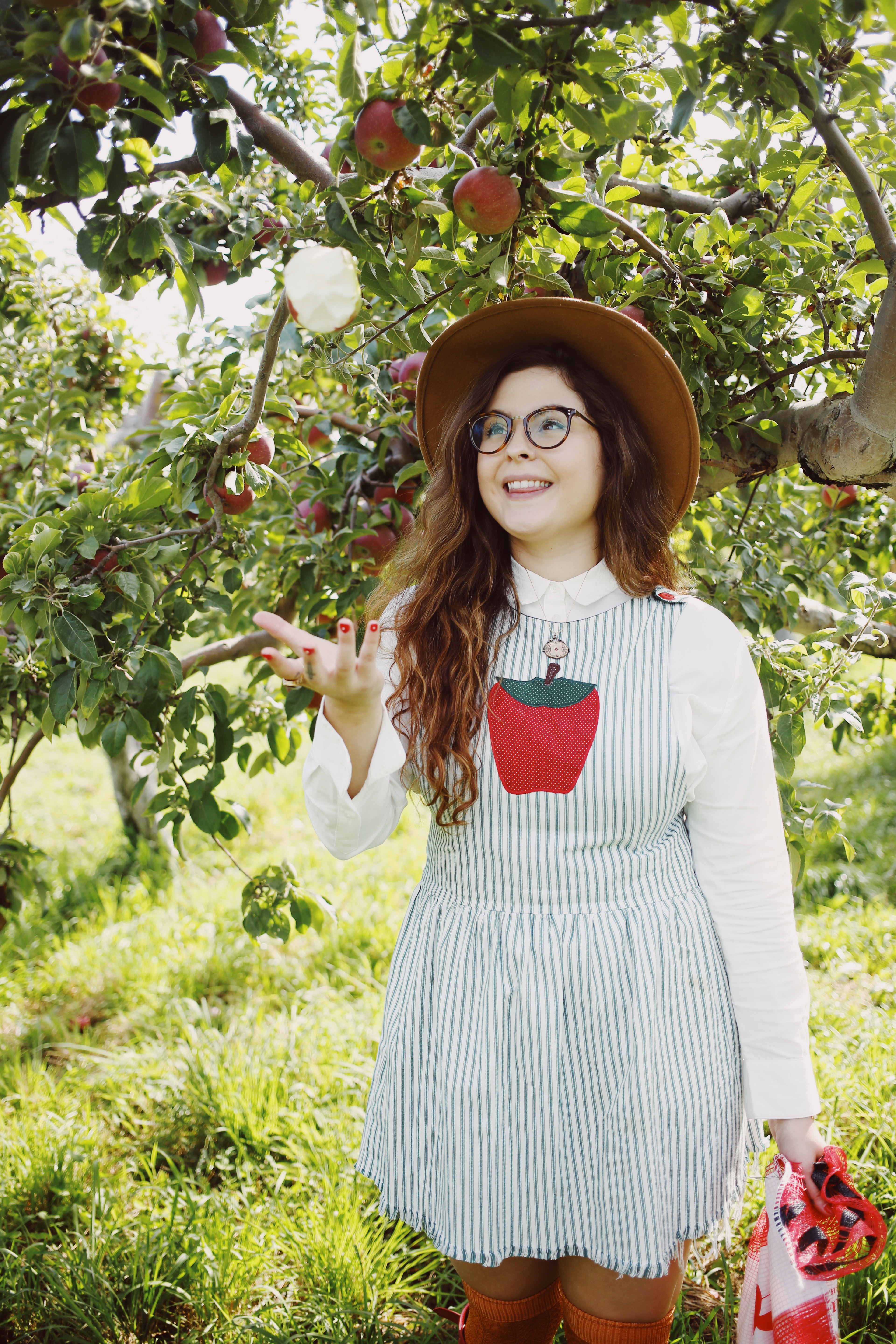 fall apple picking outfit! Noelle's Favorite Things