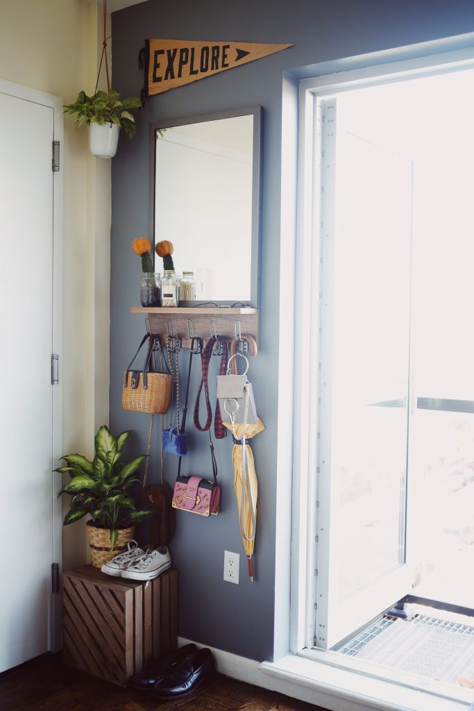 How to create an entryway when you don't have one Noelle's Favorite