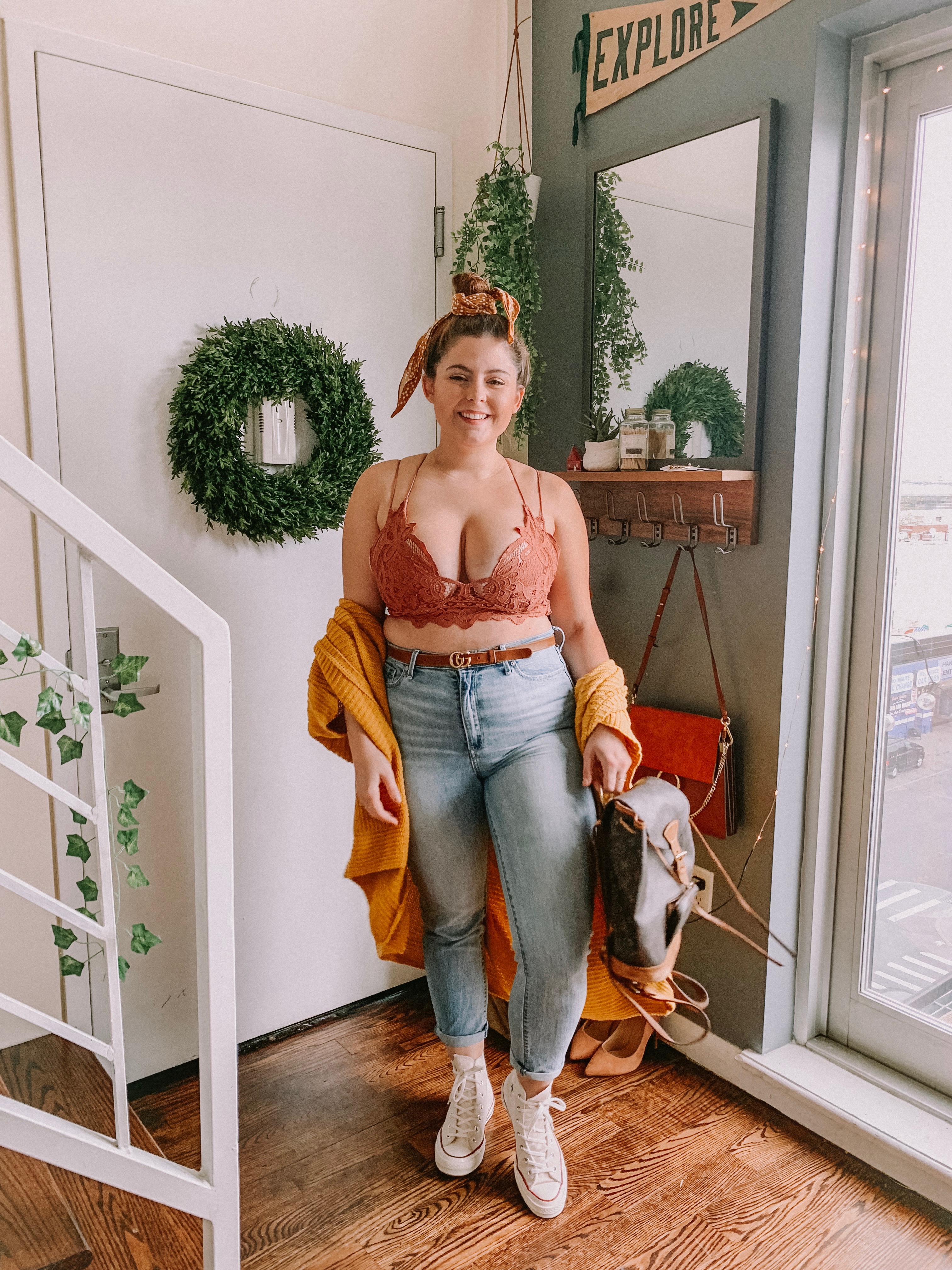 4 Ways To Style This Lace Bralette for my Curvy Babes! - Noelle's Favorite  Things
